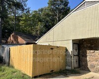 Building Photo - 1353 Garden Rd