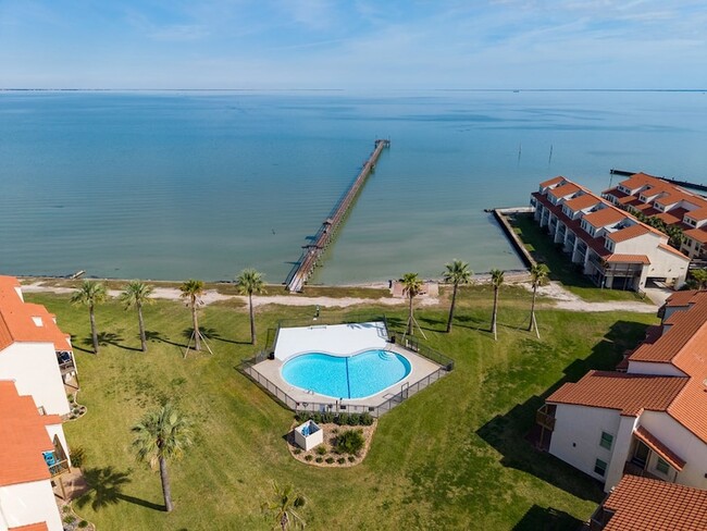 Building Photo - 620 Fulton Beach Rd