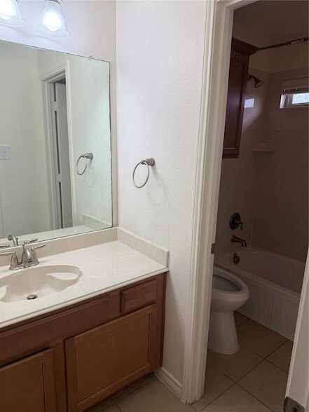 Building Photo - 12404 Coral Dr