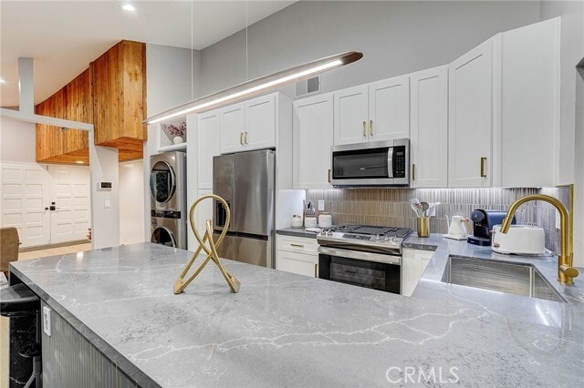 Building Photo - 5030 Kensington Way