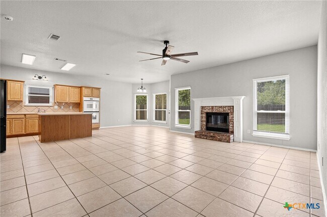 Building Photo - 5806 Chuckwagon Cir