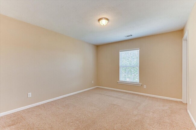 Building Photo - 835 Williford Run Dr