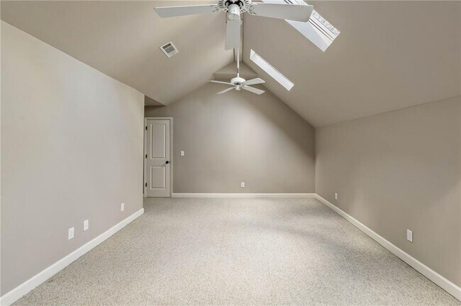 Building Photo - 5630 Sandown Way
