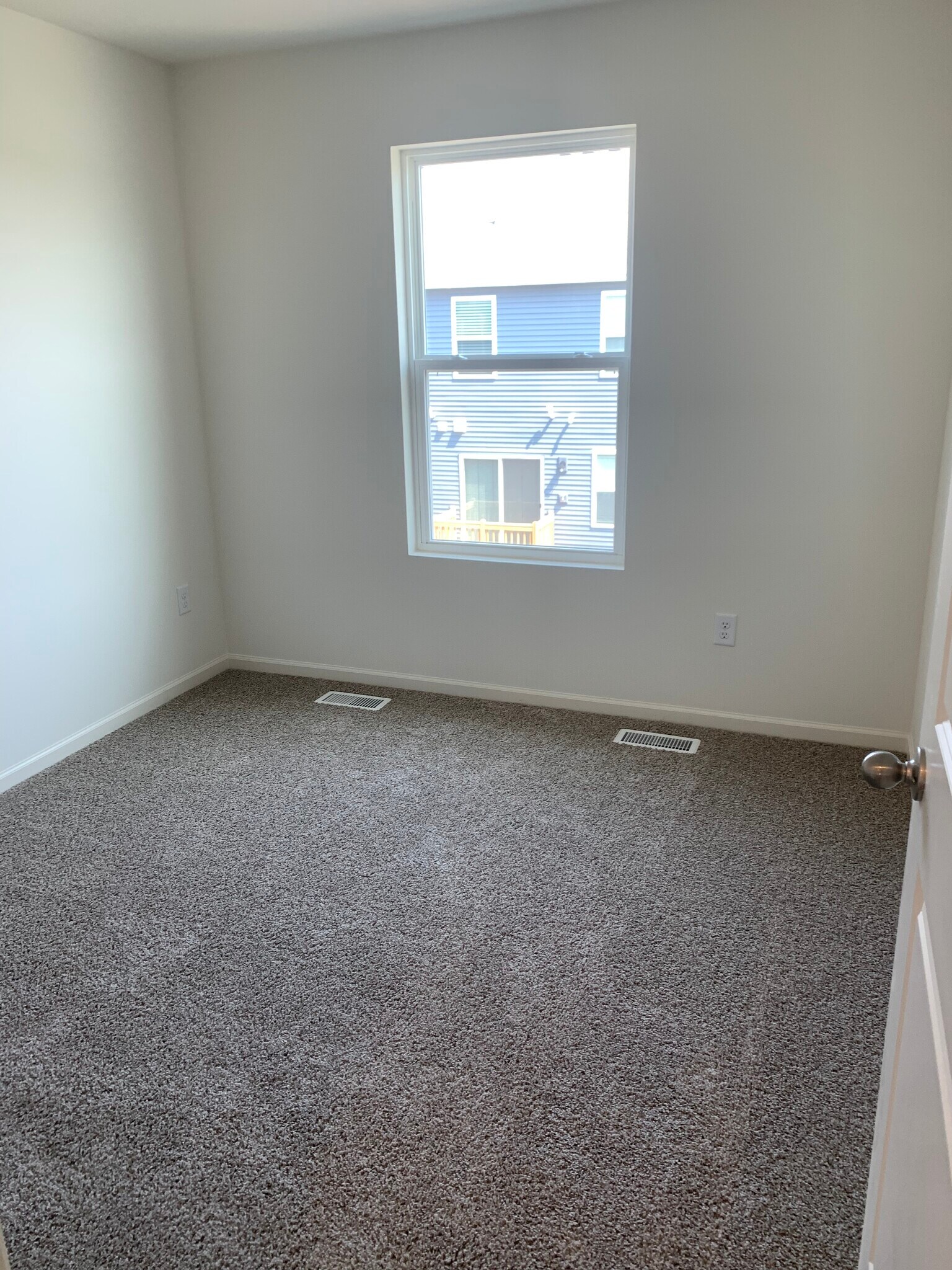 Building Photo - 872 Briar Glen Ct