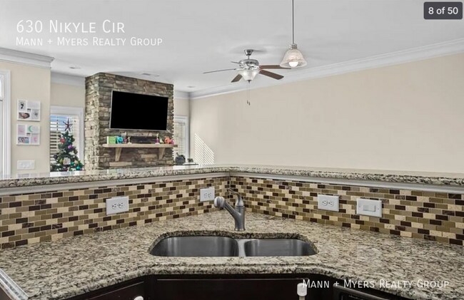 Building Photo - 630 Nikyle Cir