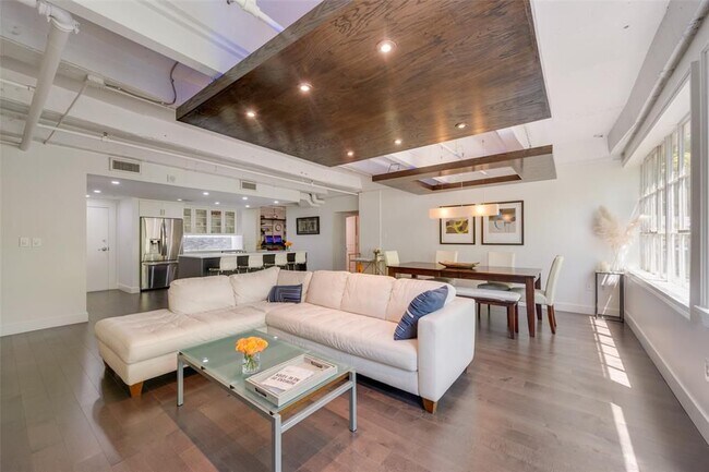 Building Photo - 329 E Colorado-277.50