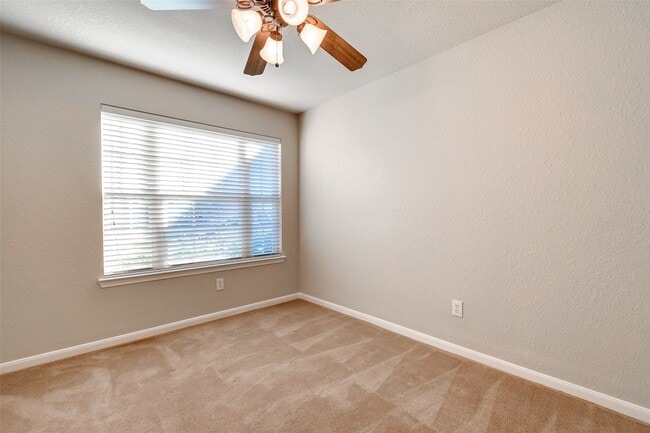 Building Photo - 17910 Carroll Pl Ln