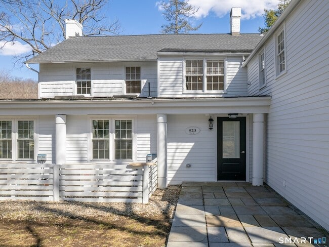 Building Photo - 523 Danbury Rd