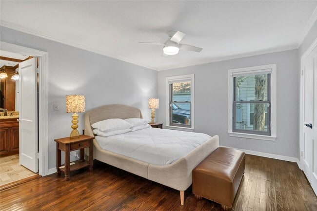 Building Photo - 3816 Collinwood Ave