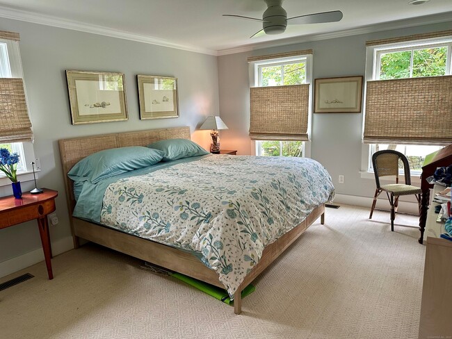 Building Photo - 30 Lawson Dr