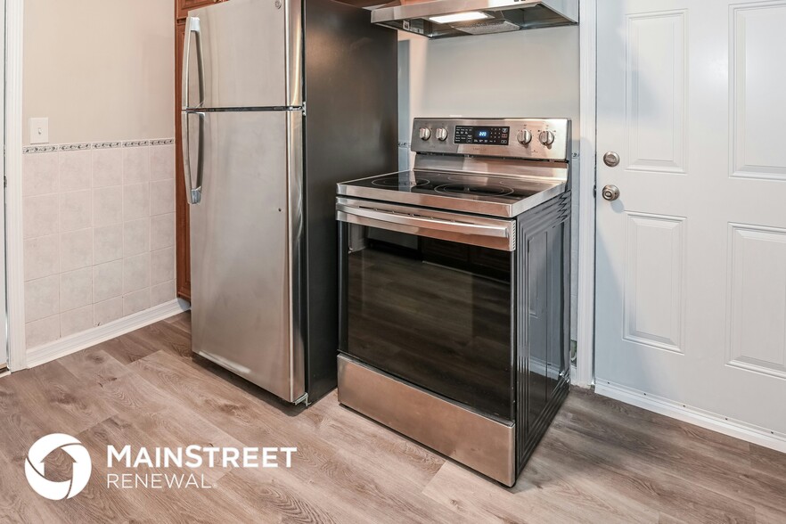 Building Photo - 4602 Anvers Blvd