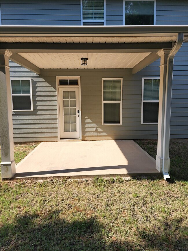 Building Photo - 3075 Margot Ln