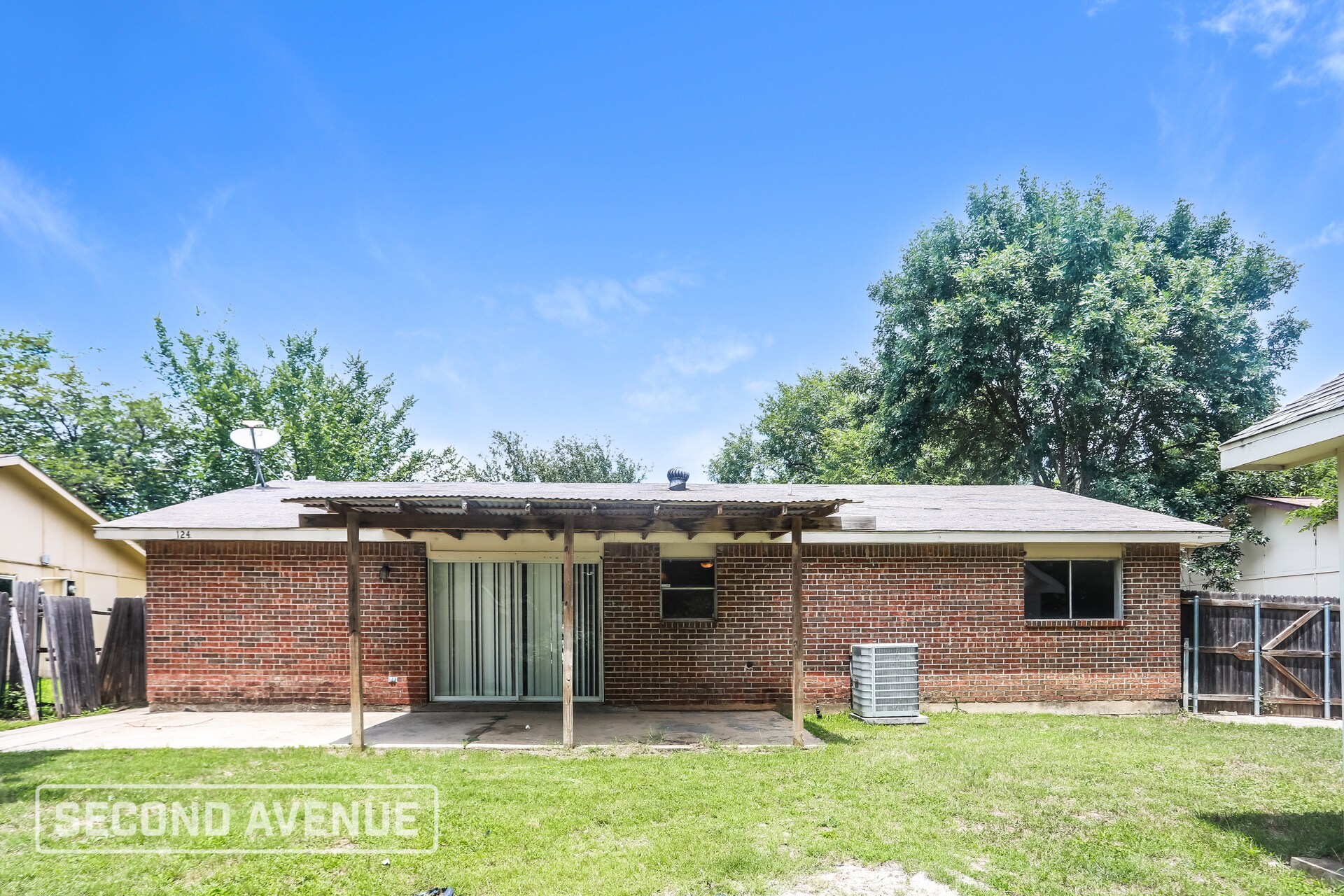 Building Photo - 124 Cambridge Dr