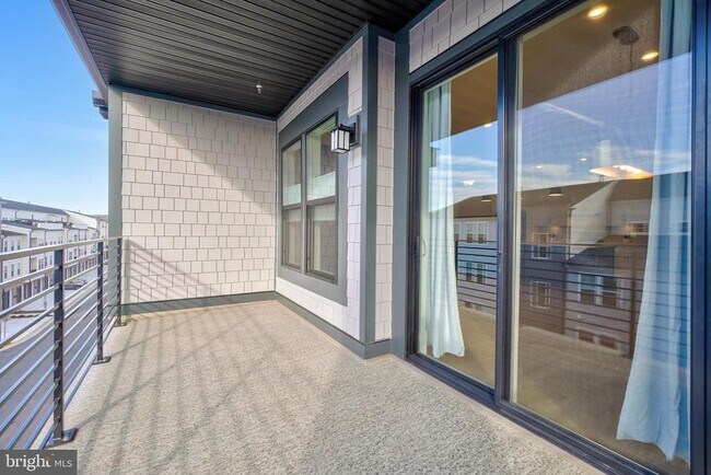 Building Photo - 23651 Havelock Walk Ter