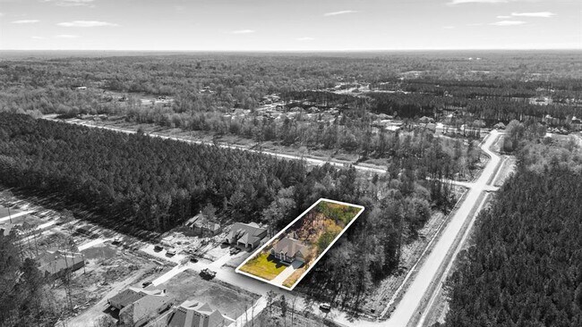 Building Photo - 1433 Rd 66113