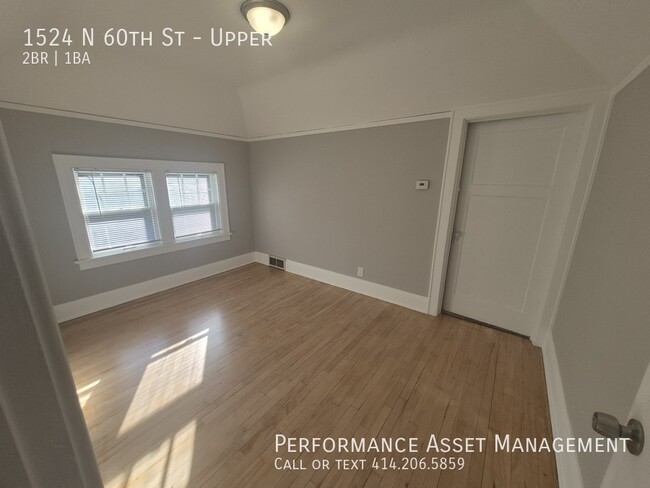 Building Photo - Cozy 2BD/1BA Washington Heights Upper