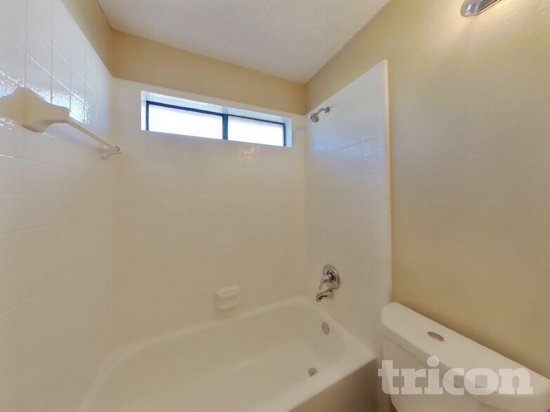 Building Photo - 1015 Cedar Run Dr