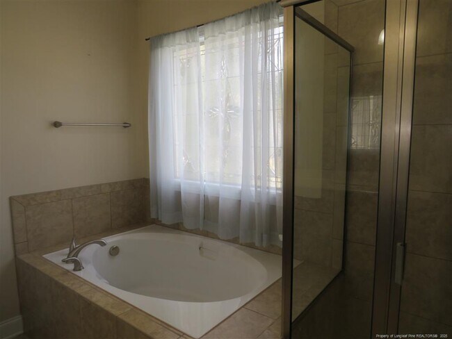 Building Photo - 19 Turner Matthew Ct