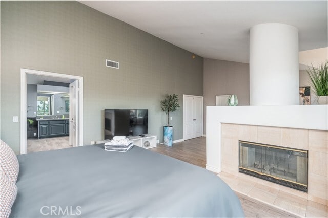 Building Photo - 17579 Marengo Dr