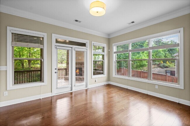 Building Photo - 4505 Summersweet Dr