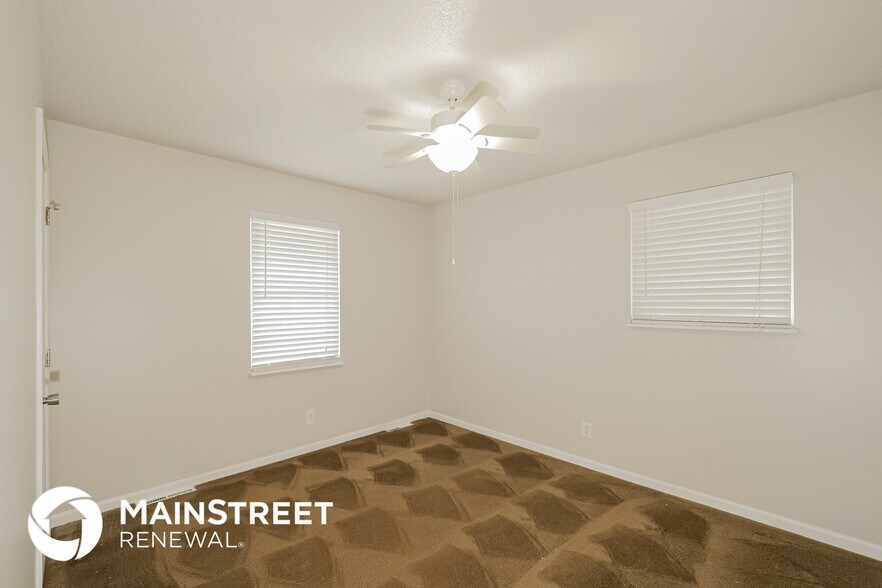 Building Photo - 509 NE 98th Terrace
