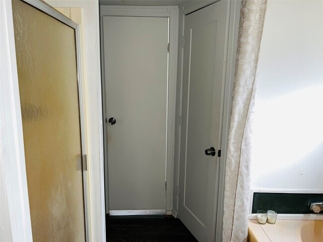 Building Photo - 25083 Billy Lee Dr