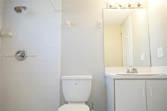 Building Photo - 331 NW 82nd Ave