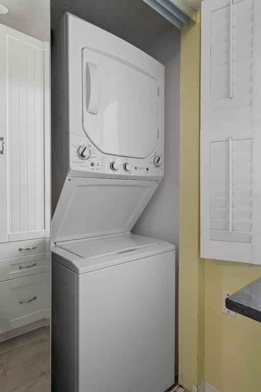 Building Photo - 8211 Brent St