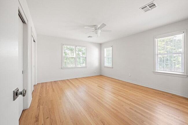 Building Photo - A modern revival of classic architecture, this Nichols Hills residence has been meticulously rebu...