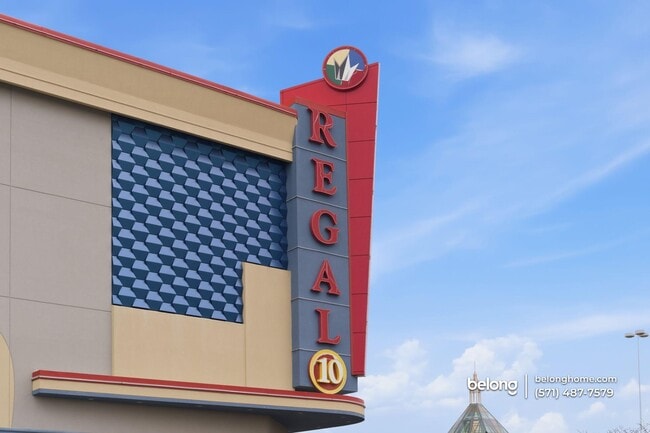 Building Photo - 47339 Blackwater Falls Terrace