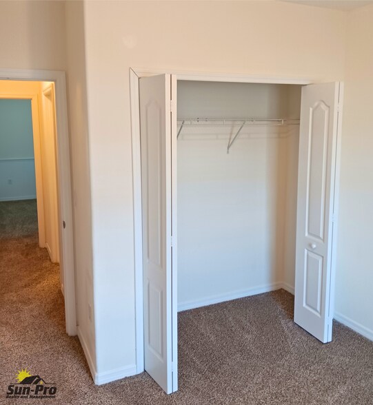 Building Photo - 5346 Peach Blossom Blvd