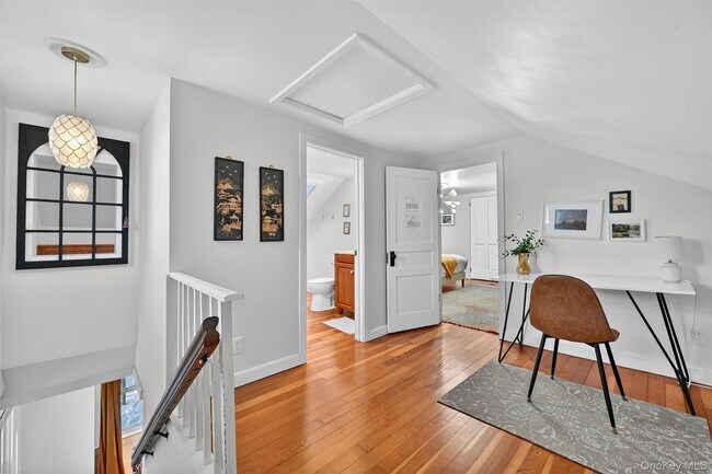 Building Photo - 322 NY-94