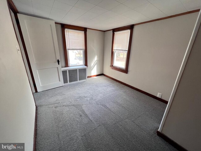 Building Photo - 629 White Horse Ave