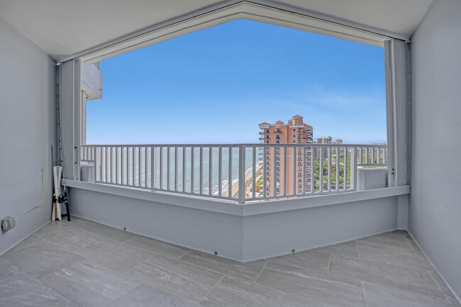 Building Photo - 5200 N Ocean Dr