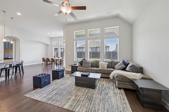 Building Photo - 1656 Pegasus Dr