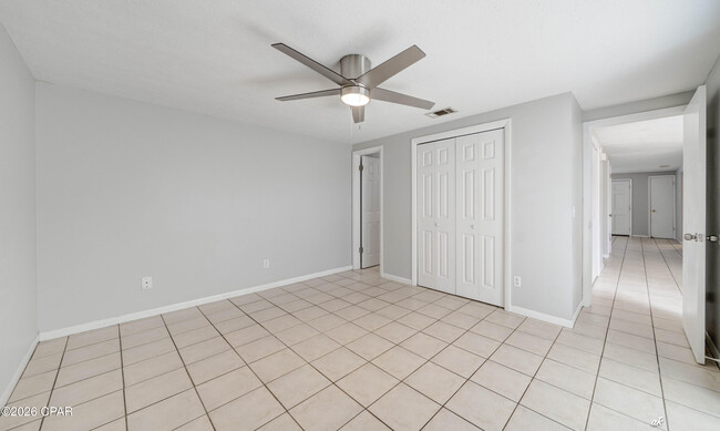 Building Photo - 1125 Bradley Cir