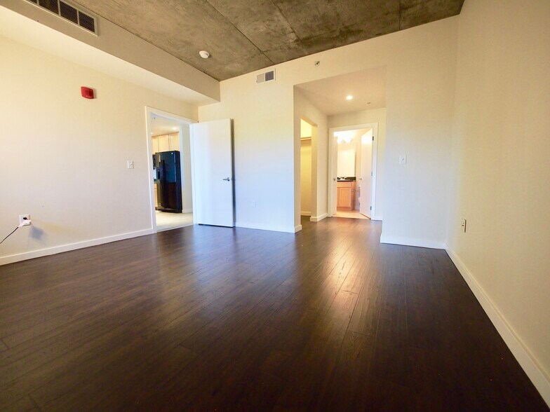 Bedroom - 275 S Harrison St