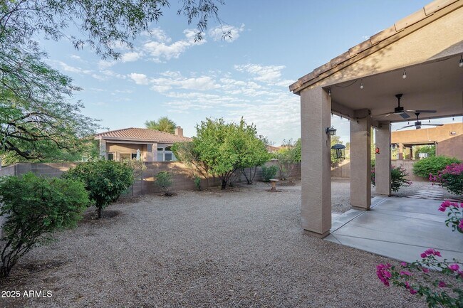 Building Photo - 4609 E Pinnacle Vista Dr