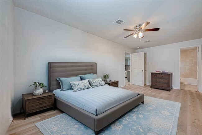 Building Photo - 3618 Noah St