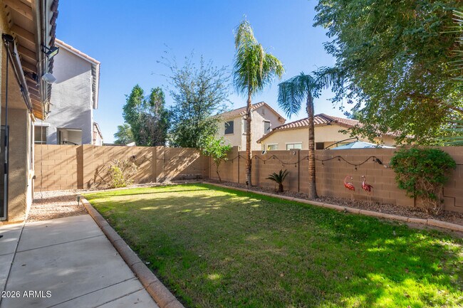 Building Photo - 3759 E Sebastian Ln