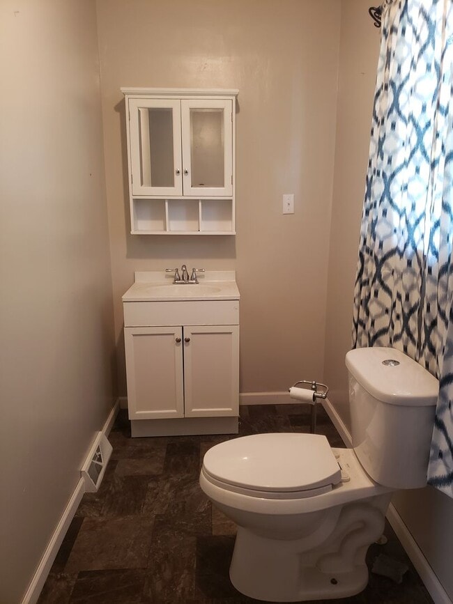 Building Photo - Beautiful Single Family Home