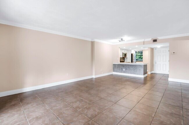 Building Photo - 5200 NW 31st Ave