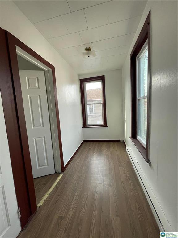 Building Photo - 638 Park St