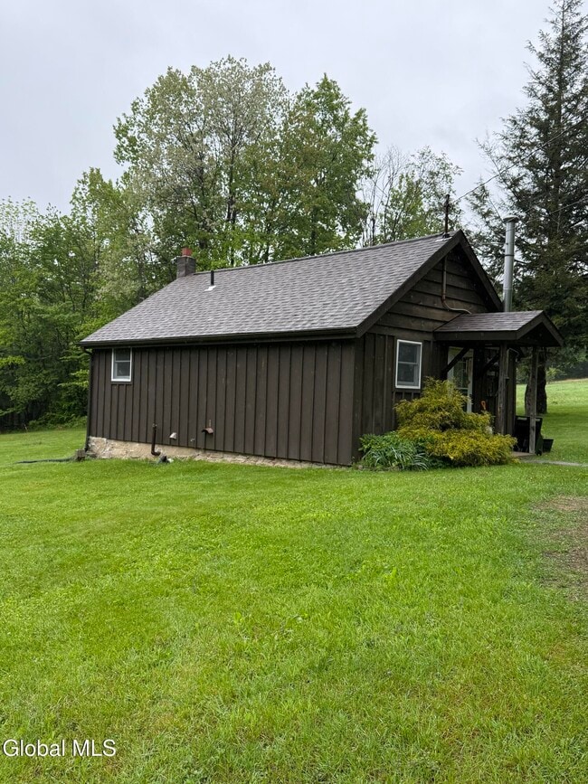 Building Photo - 41 Malloy Rd