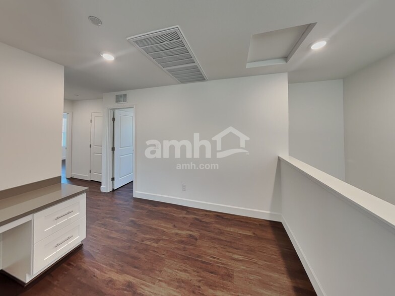 Building Photo - 284 Yasmin Daylily Pl