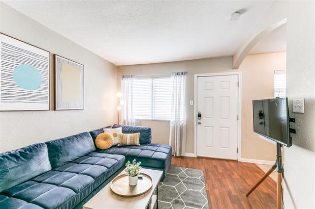 Building Photo - 5814 Worth St