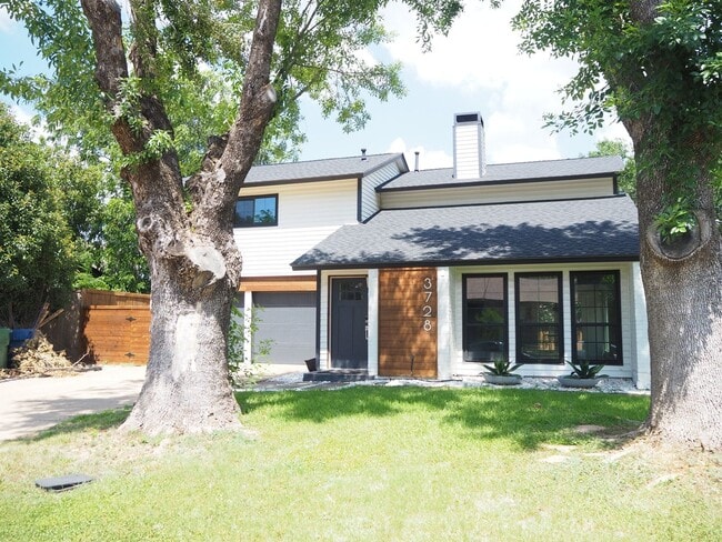 Building Photo - 3 Bed - 2.5 Bath in Flower Mound