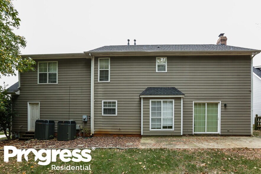 Building Photo - 4012 Mozart Ct