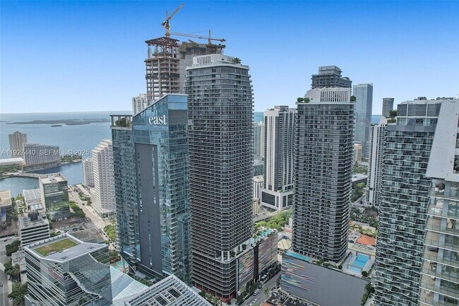 Building Photo - 801 S Miami Ave