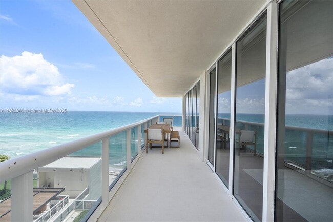 Building Photo - 1830 S Ocean Dr